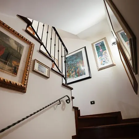 Bed & Breakfast Art Experience Novecento E Dintorni